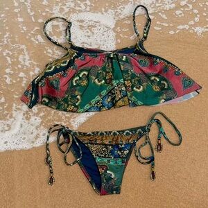 Farm Rio Praia Brazilian Bikini Set Ruffle Top Tie Side Bottom Size P Small